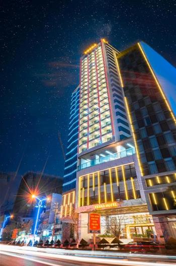 Combo 3N2Đ Vesna Hotel Nha Trang 5 sao: Vé máy bay khứ hồi + Phòng Deluxe + Ăn sáng