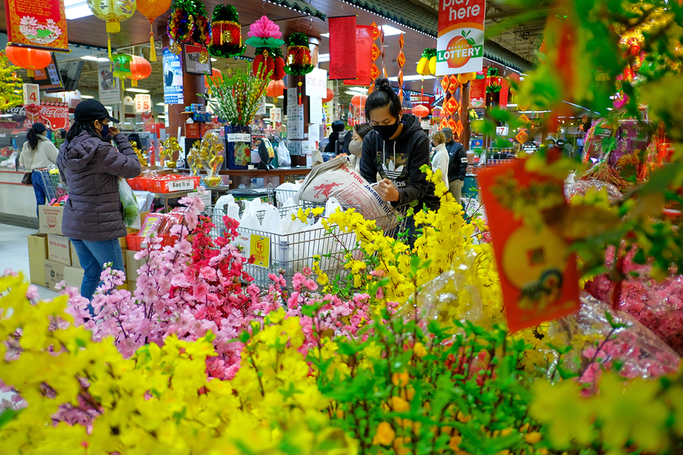 Du xuân xa xứ cùng gia đình đón Tết đoàn viên