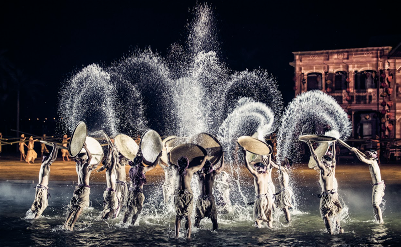 Đà Nẵng - Bà Nà - Cầu Vàng - Sơn Trà - Biển Mỹ Khê - Hội An - Đà Nẵng - Tặng vé Show Ký Ức Hội An (Khách sạn 4* trọn tour) (Bay cùng Vietnam Airlines)